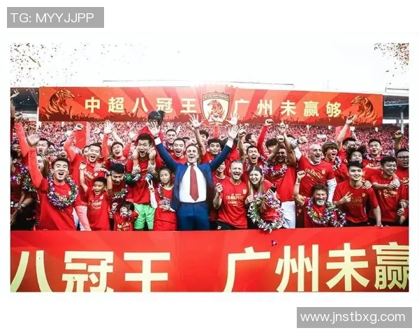 广州足球队速度之争引发热议球迷观点各异引发讨论